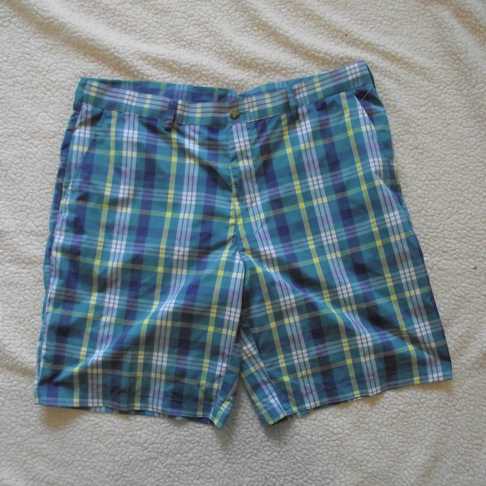 PGA Tour Golf Shorts Green & Blue Plaid